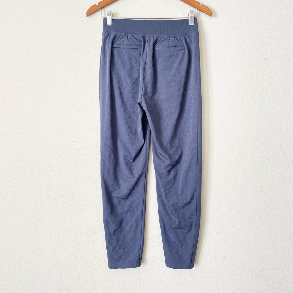 Athleta SIZE 0 Brooklyn Textured high rise ankle pants - Picture 4 of 6